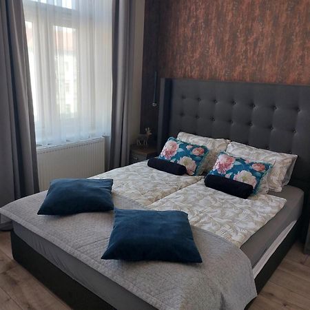 Silver Dawn Apartments Сегед Екстер'єр фото