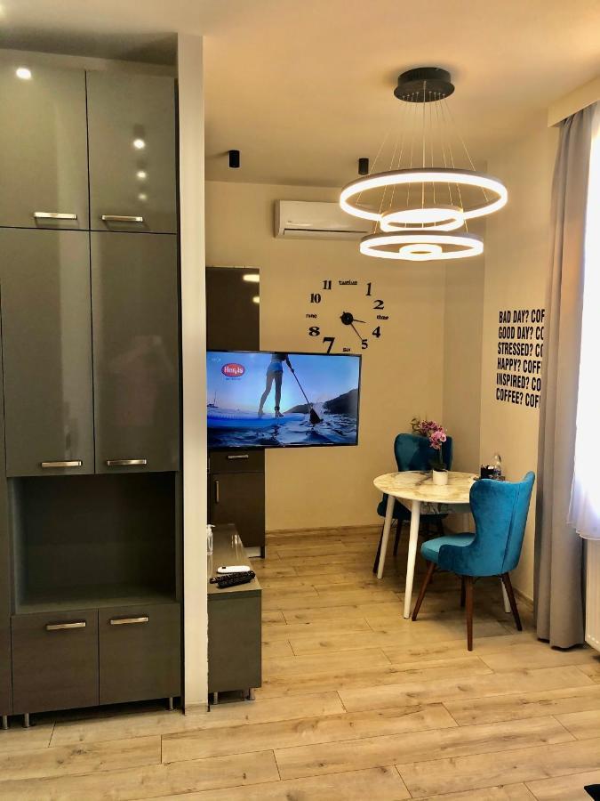Silver Dawn Apartments Сегед Екстер'єр фото