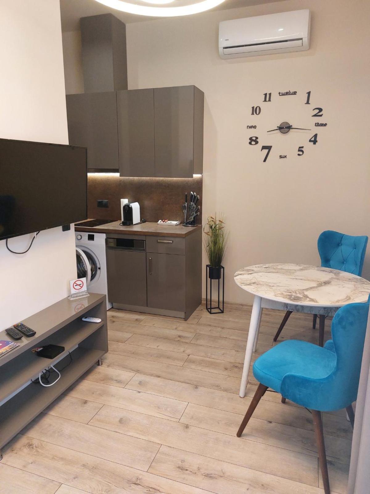 Silver Dawn Apartments Сегед Екстер'єр фото