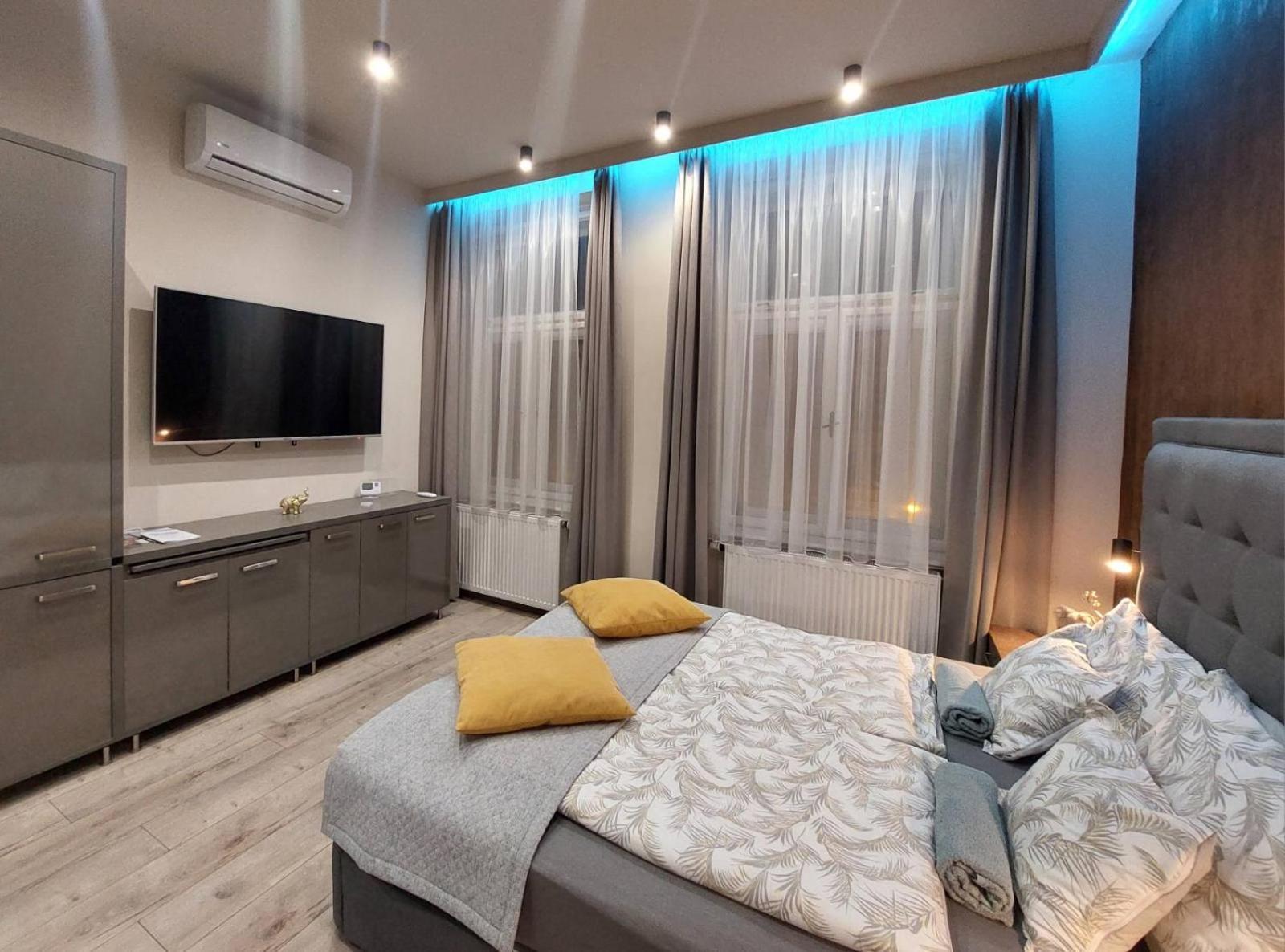 Silver Dawn Apartments Сегед Екстер'єр фото